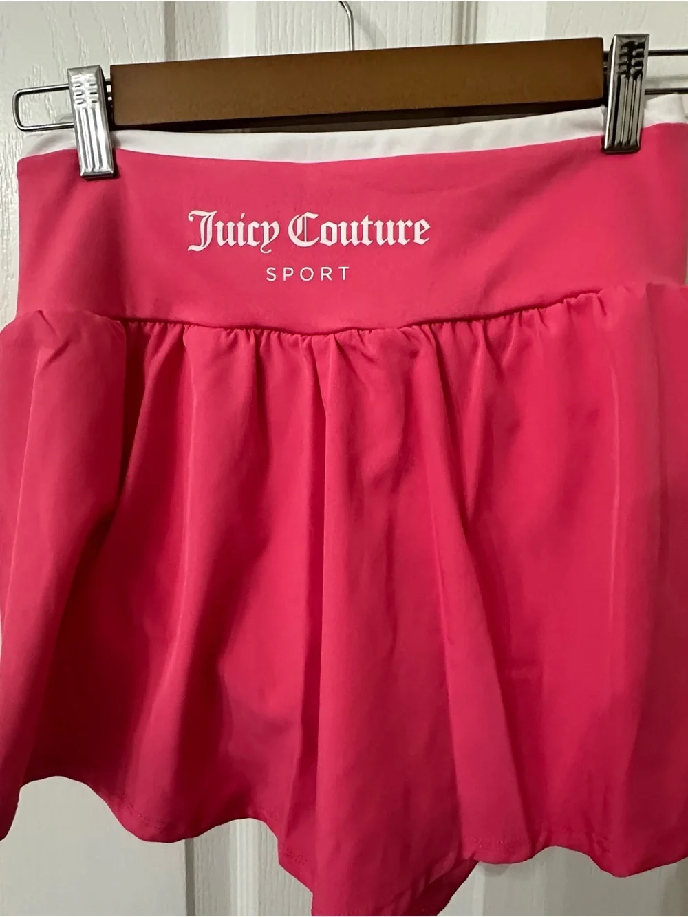 Juicy Couture Pink Athleisure Flouncy Tennis Skort White Trim NWT S - Picture 3 of 4
